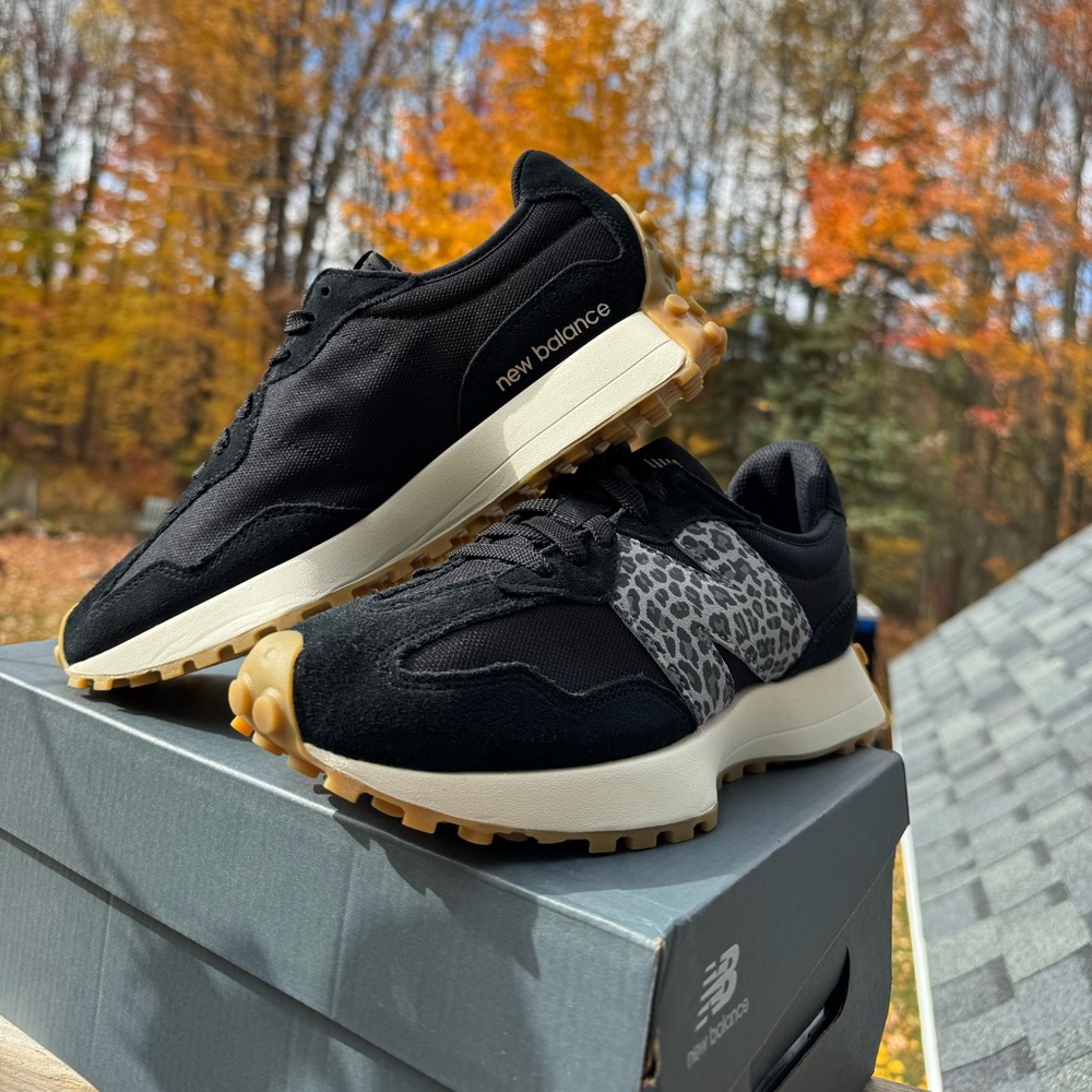 New Balance Black and Cream Sneakers with Leopard Accent - Picture 4 of 8